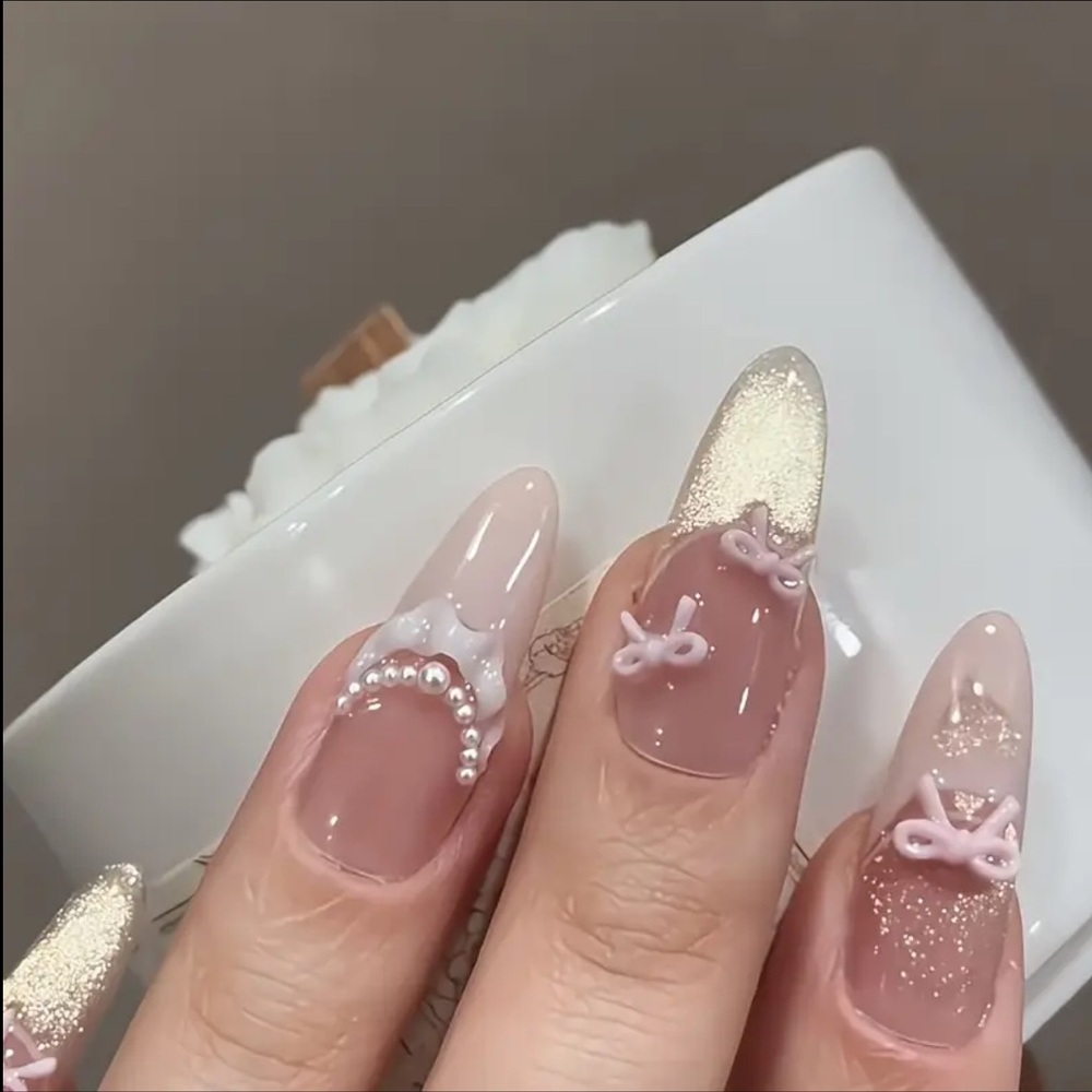 10pcs Handmade Elegant Pink and Gold Nail Art